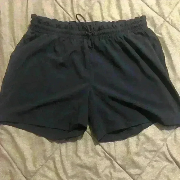Mondetta Ladies' Woven Stretch Short Moisture Wicking Pull On Size XL NWOT - Picture 1 of 5